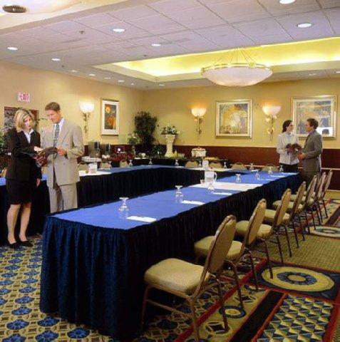 Hotel Holiday Inn Pittsburgh-International Airport